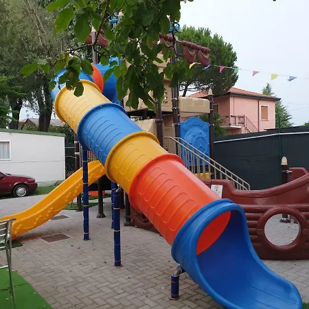 Don Bosco אתר קמפינג לידו די ג'סולו